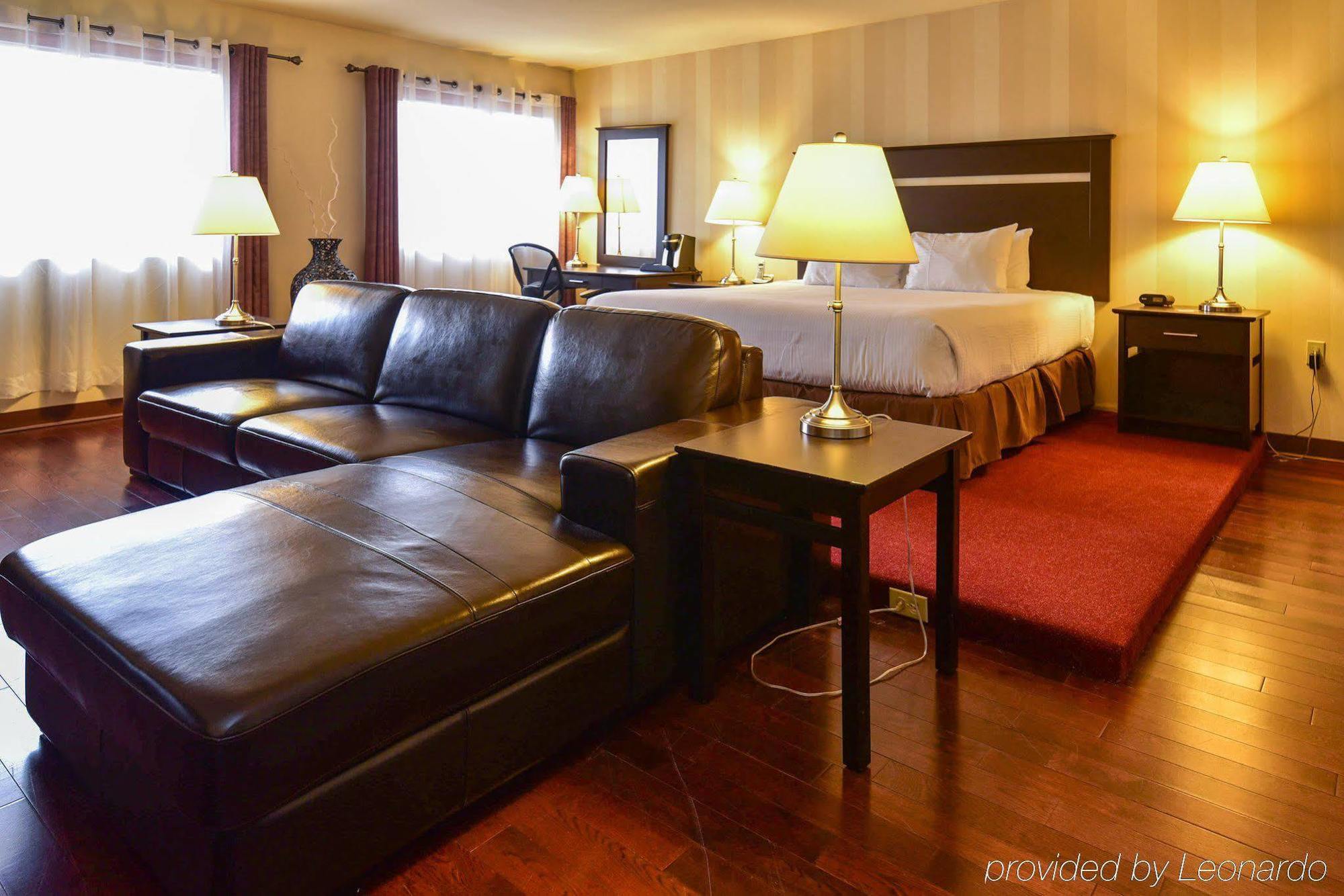 Clarion & Conference Centre Hotel Pembroke