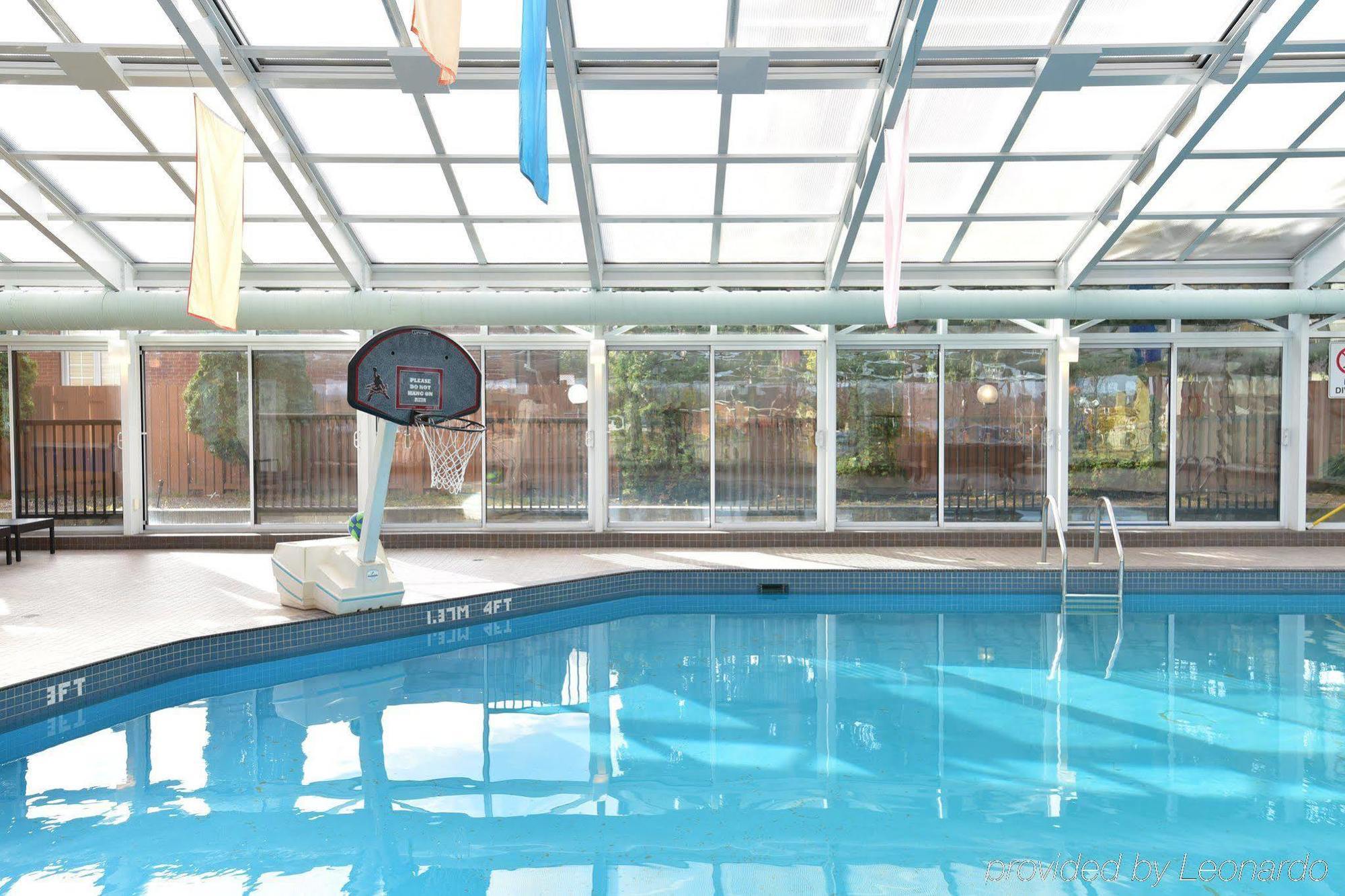 Clarion & Conference Centre Hotel 2*