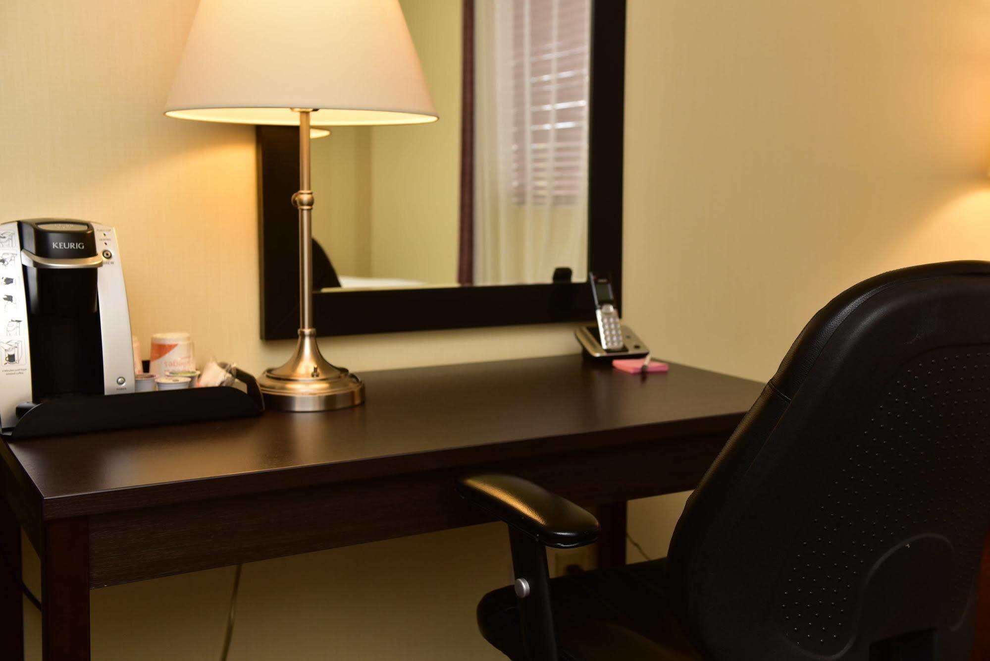 Clarion & Conference Centre Hotel 2*