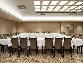 Clarion & Conference Centre Hotel 2*